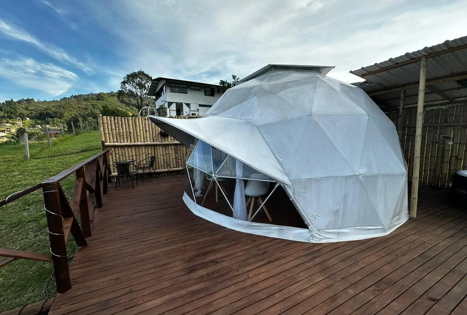 Paraiso Escondido Glamping Medellin Colombia