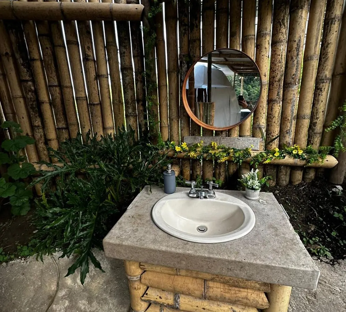 Paraiso Escondido Glamping Medellin Campsite