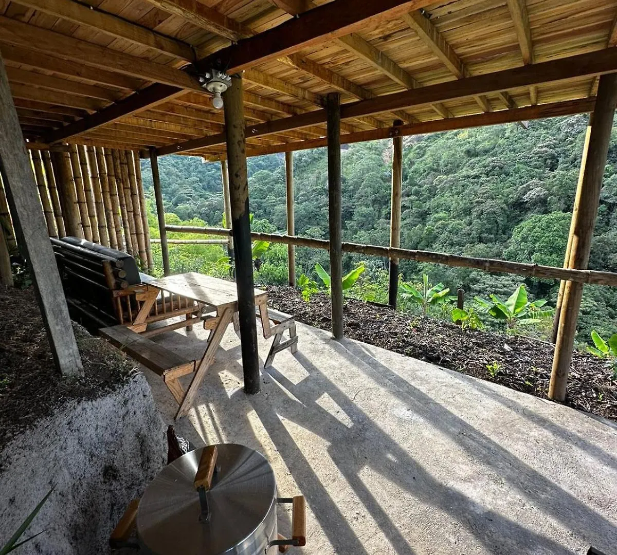 Paraiso Escondido Glamping Medellin Campsite